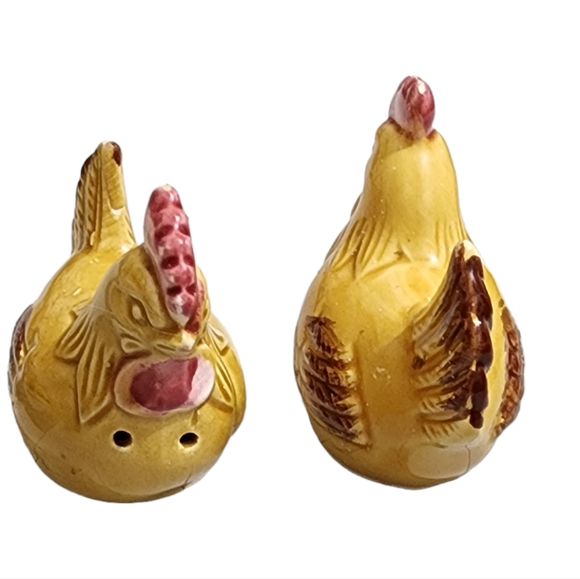 Vintage 1960s Japan chicken and rooster salt and pepper shaker EUC - Picture 4 of 5